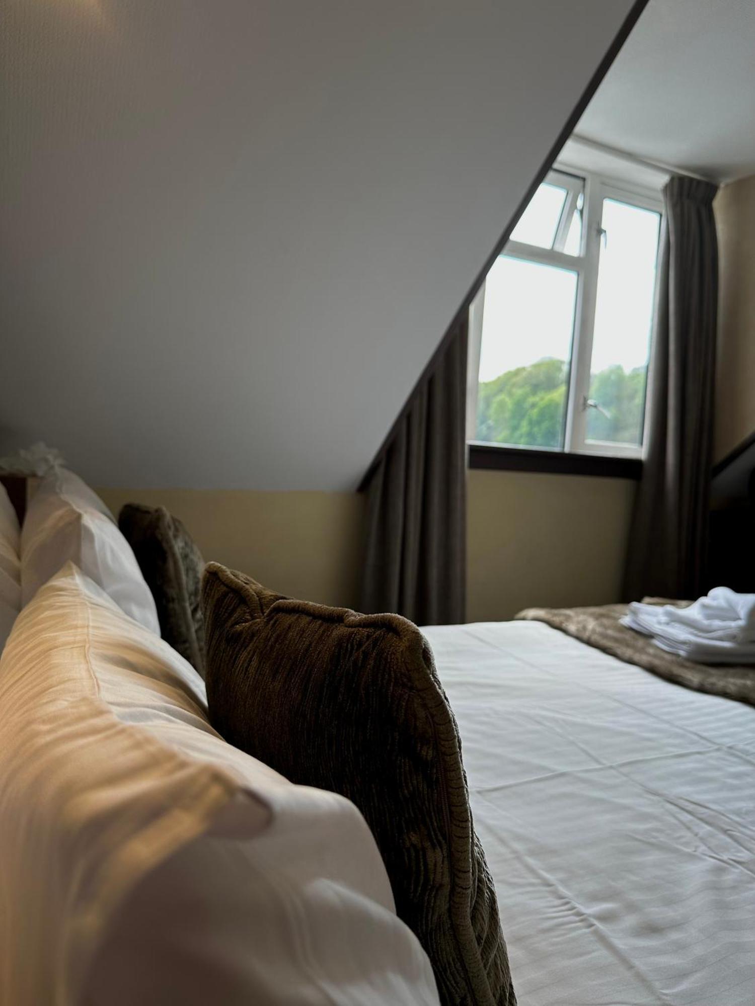 The Tobermory Hotel エクステリア 写真