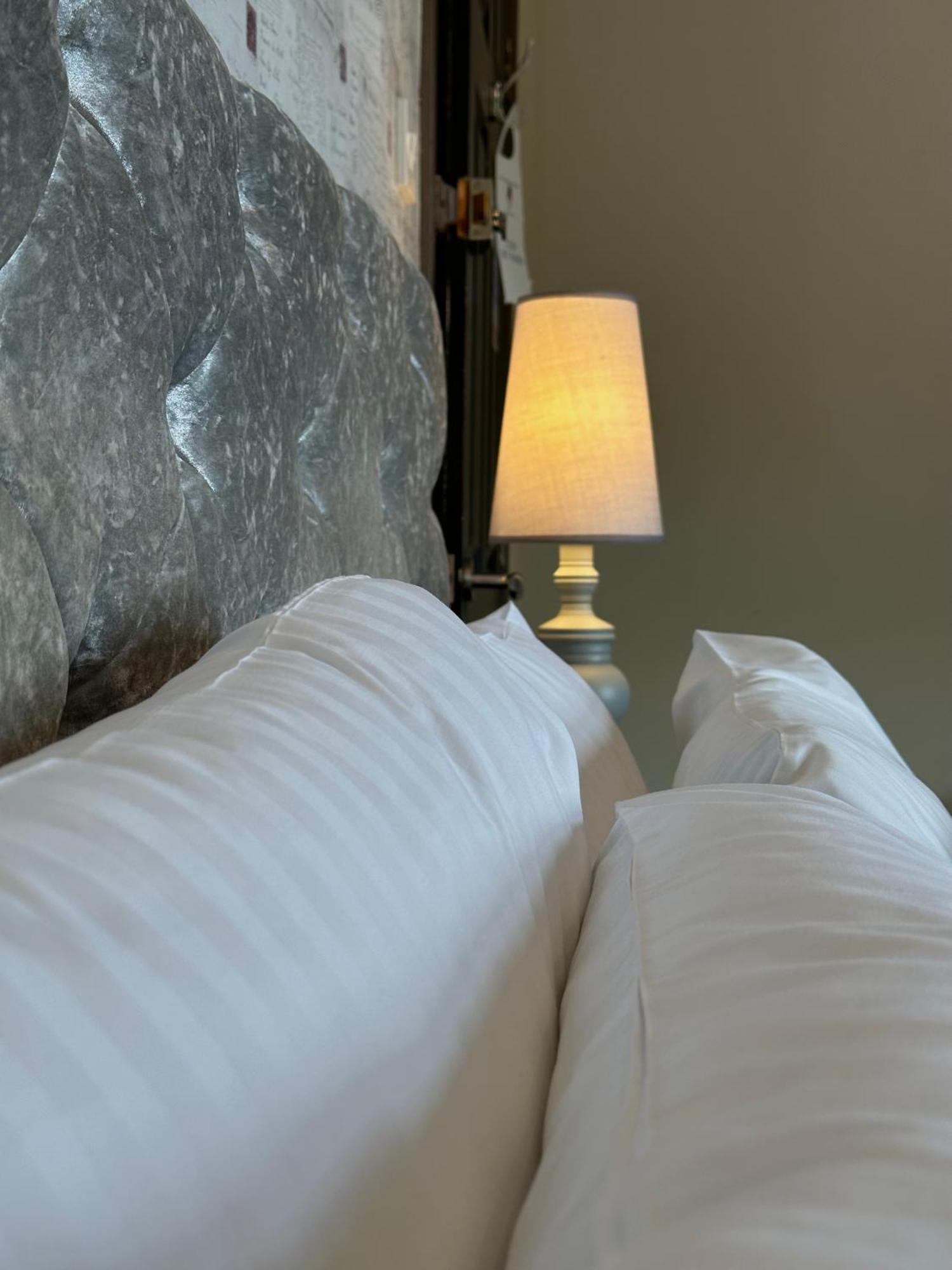 The Tobermory Hotel エクステリア 写真