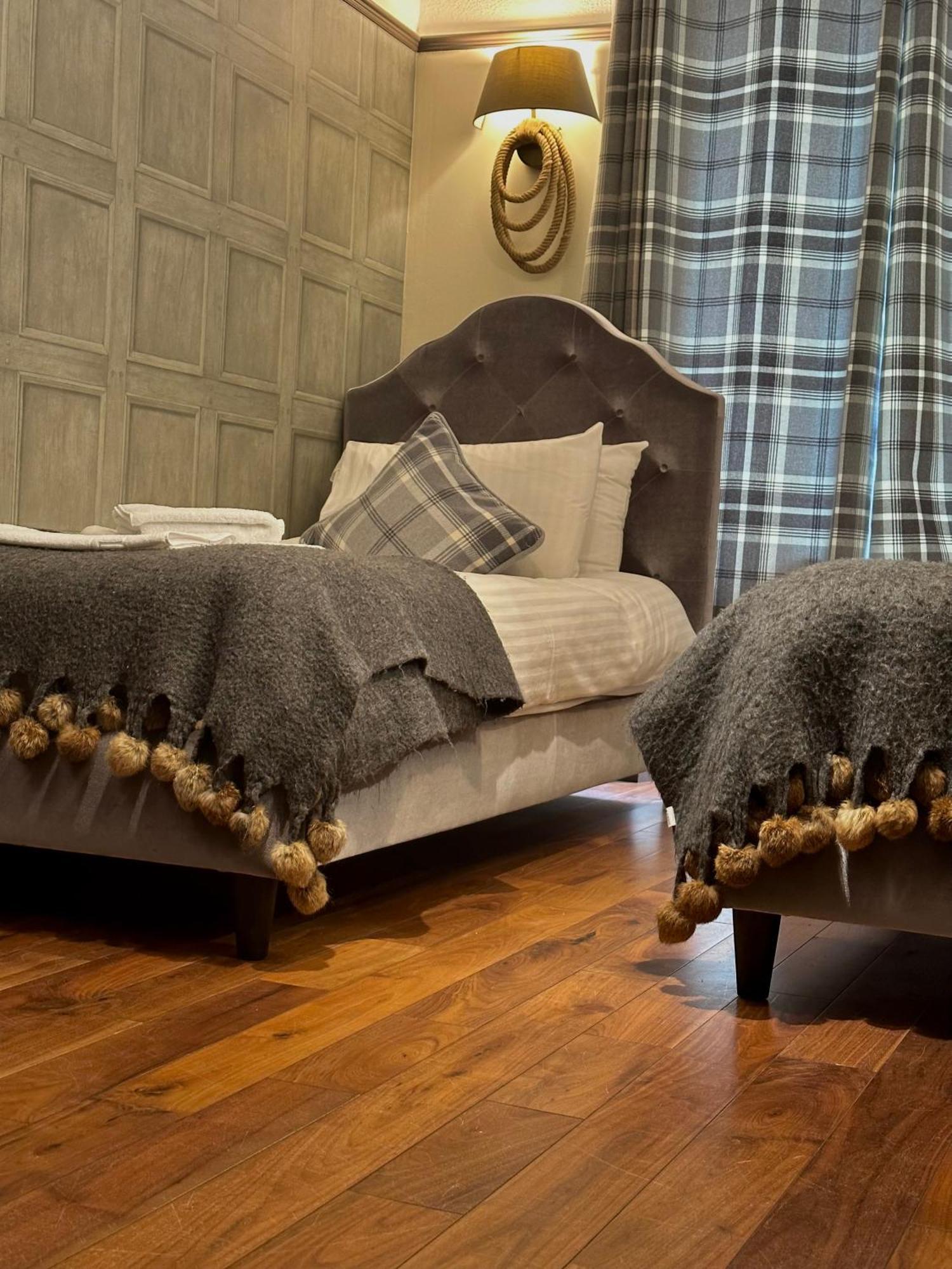 The Tobermory Hotel エクステリア 写真