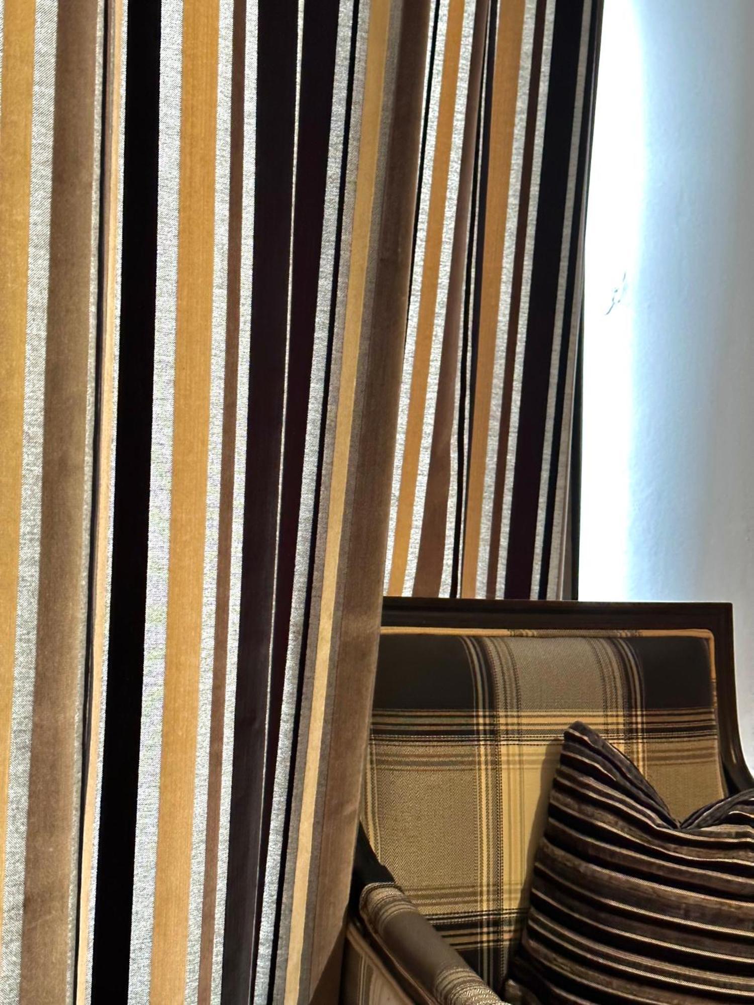 The Tobermory Hotel エクステリア 写真